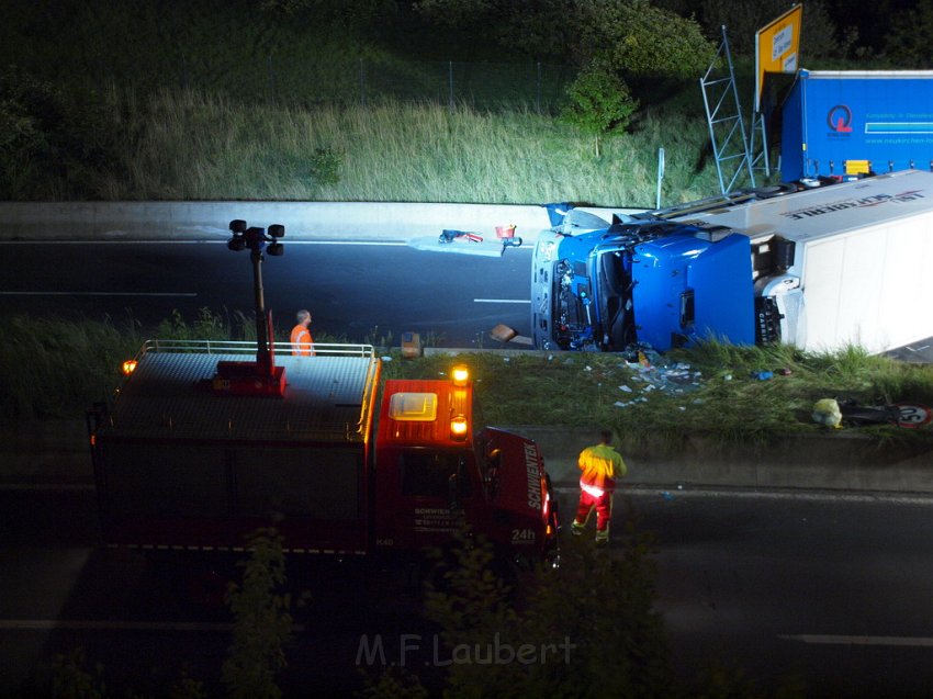 Einsatz BF Koeln PEINGEKLEMMT in Leverkusen P170.JPG